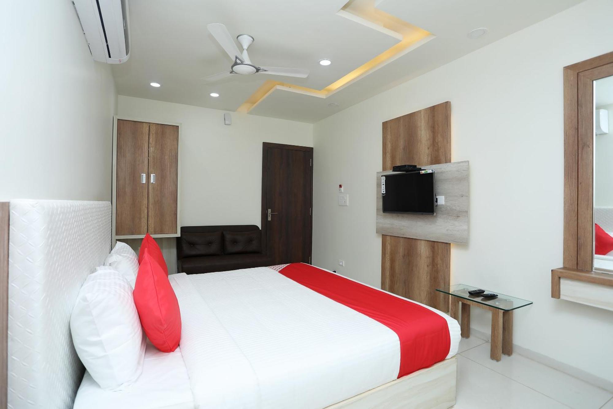Super Hotel O Taste Of Temple Бхопал Экстерьер фото