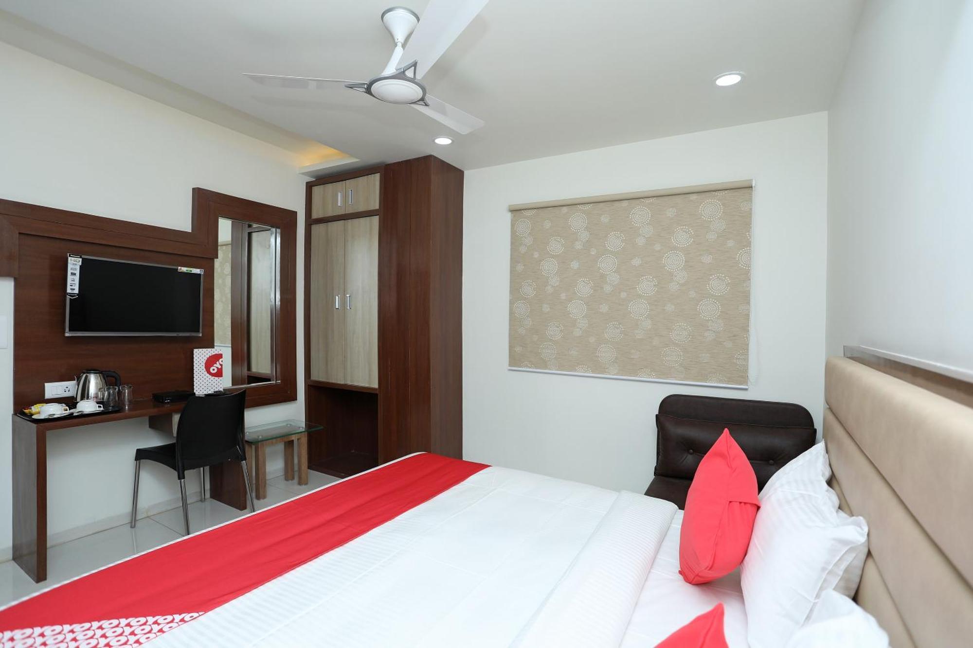 Super Hotel O Taste Of Temple Бхопал Экстерьер фото
