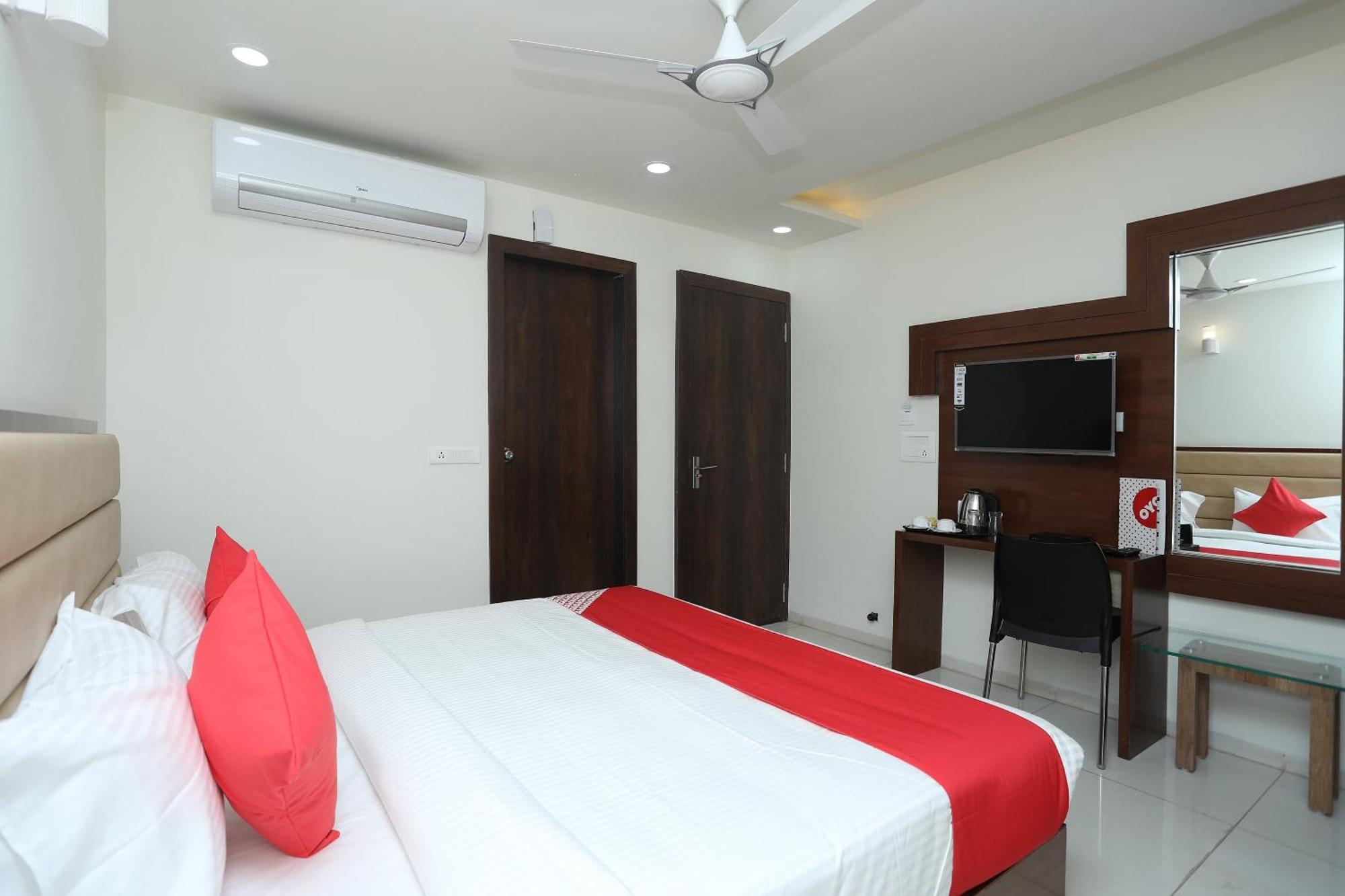 Super Hotel O Taste Of Temple Бхопал Экстерьер фото